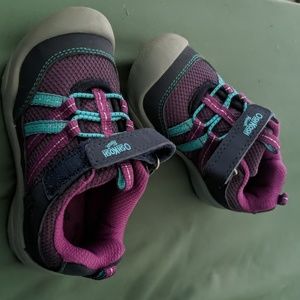Oshkosh sneakers toddlers with Velcro